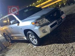 تۆیۆتا لاند کروزەر